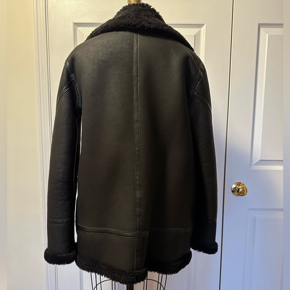 HiSo Martina Jet Shearling Jacket - Picture 6 of 10